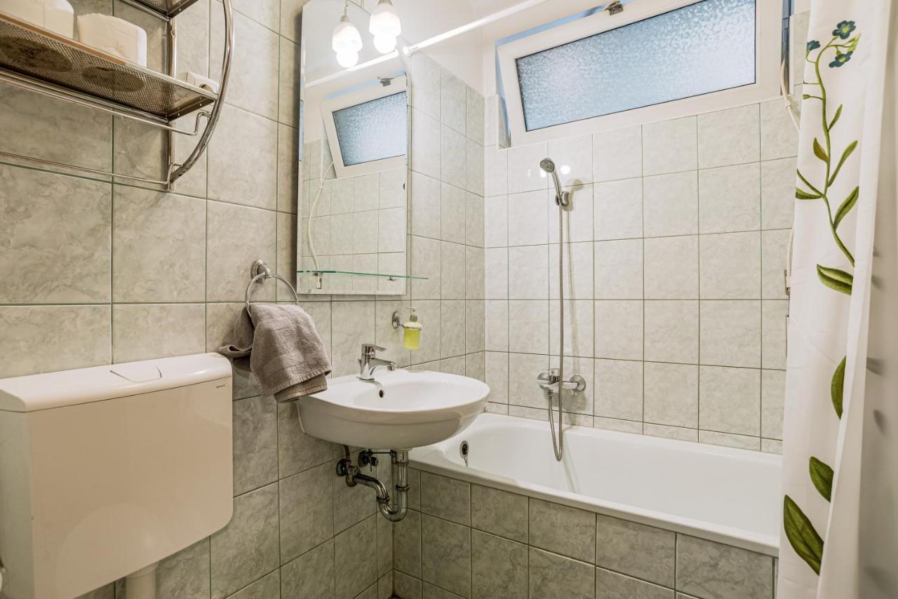 Central Studio Boulevard Budapest Ngoại thất bức ảnh